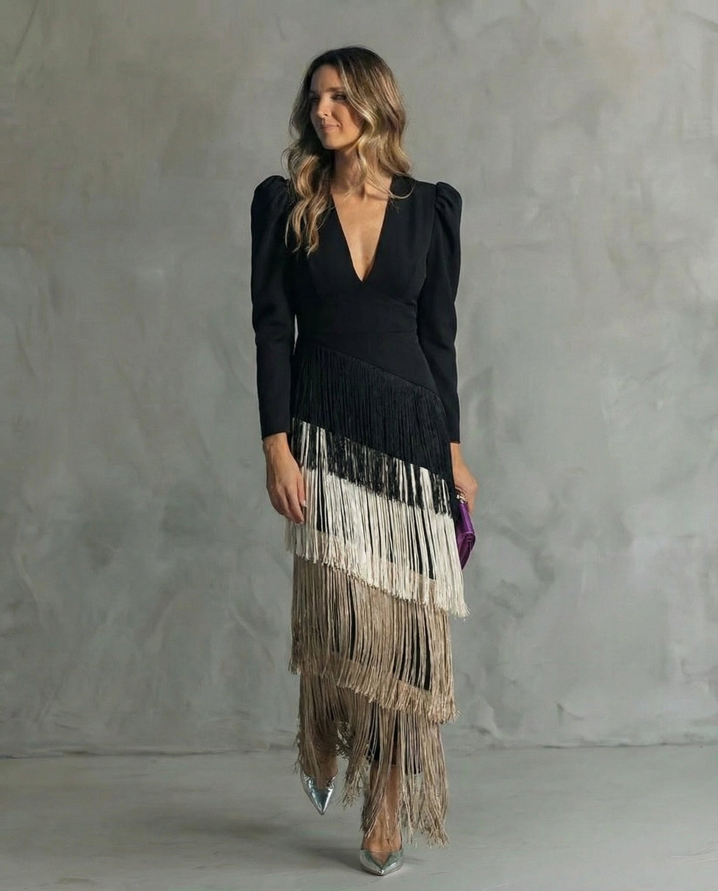 Clara - Abito midi elegante con maniche a frange