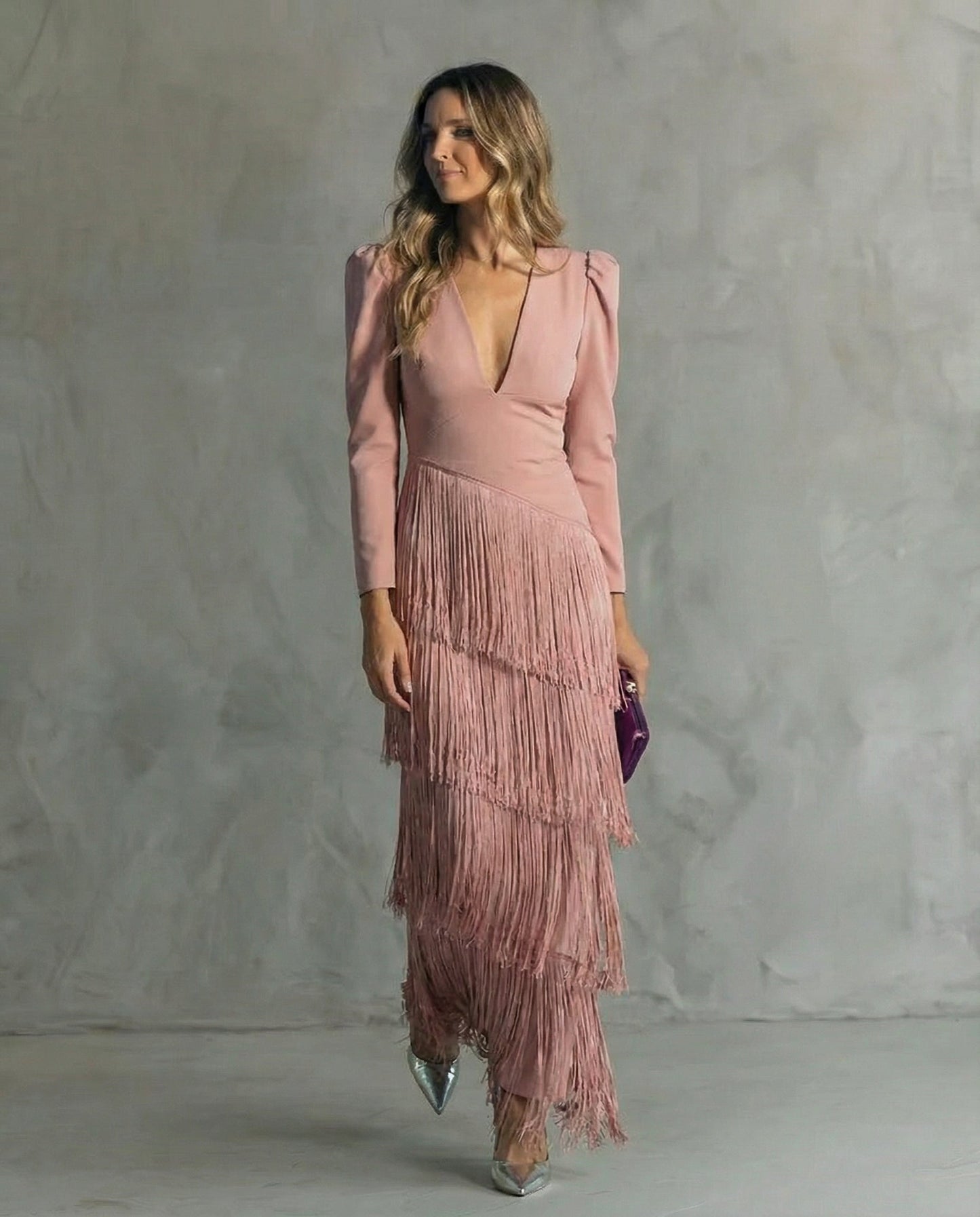 Clara - Abito midi elegante con maniche a frange