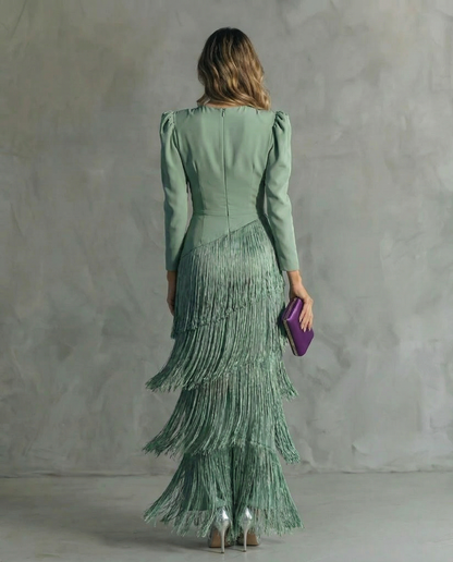 Clara - Abito midi elegante con maniche a frange