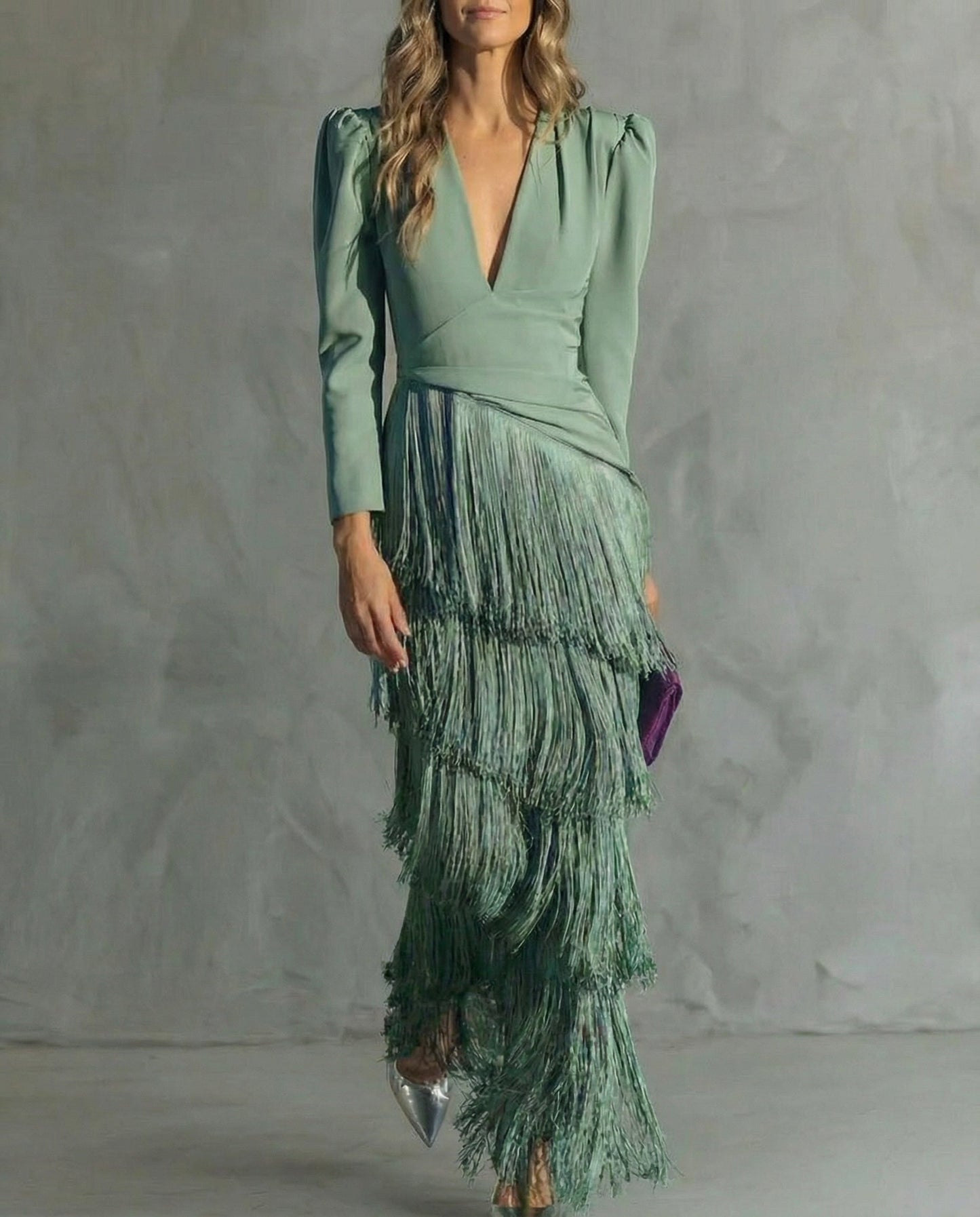 Clara - Abito midi elegante con maniche a frange